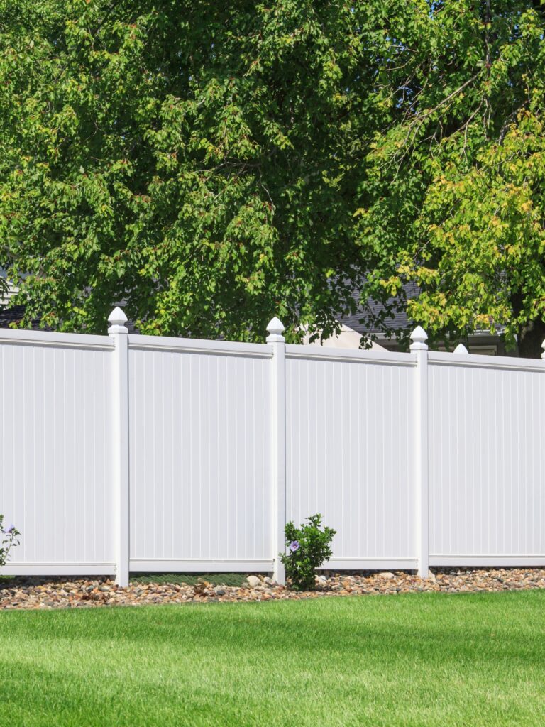 The Ultimate Guide to Fencing Contractors in Lebanon