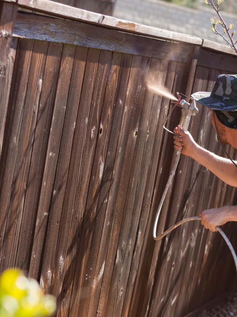 Your Guide to Fencing Contractors in East Hampton